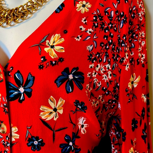 Floral Blouse - Picture 4 of 5